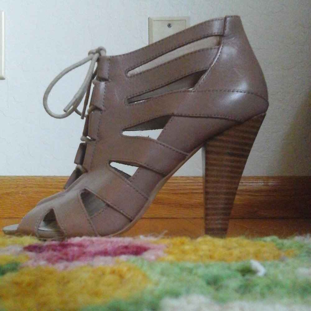 BCBG Generation Giles_BRAND-NEW
